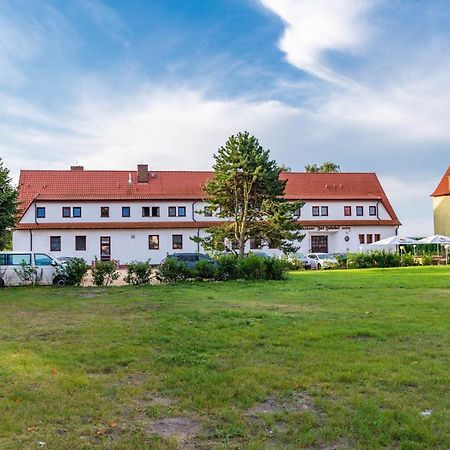 Hotel Und Restaurant "Zur Zwiebel" Peenemunde Exterior photo